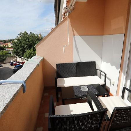 Apartment Loly Медулин Екстериор снимка